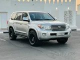 Land Cruiser VXR V8 20213